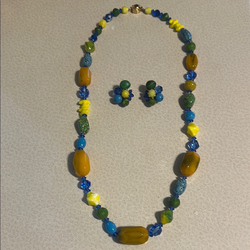 Vintage Hattie Carnegie art glass Colorful Beaded Necklace and Earring Set (777)